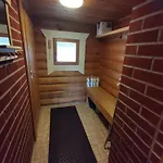 Vaehaereinari, Moekki Yllaeksellae Chalet