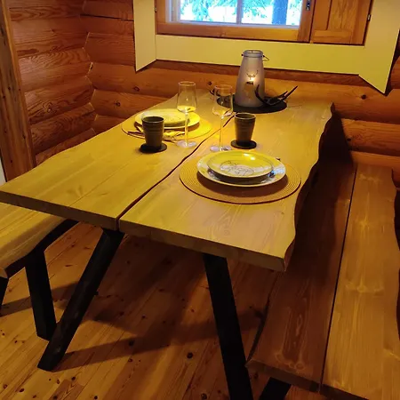 Alpstuga Vaehaereinari, Moekki Yllaeksellae *