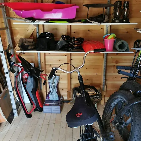 Vaehaereinari, Moekki Yllaeksellae * Ylläsjärvi