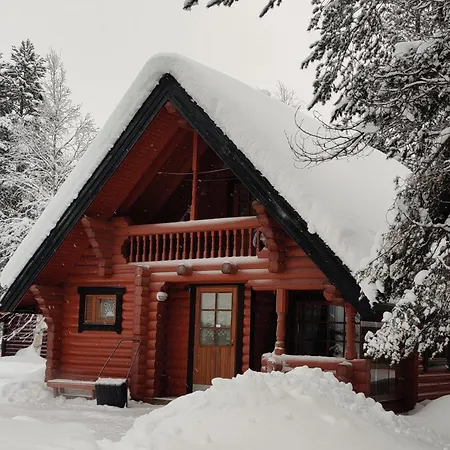 Vaehaereinari, Moekki Yllaeksellae *