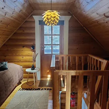 Chalet Vaehaereinari, Moekki Yllaeksellae Yllasjarvi