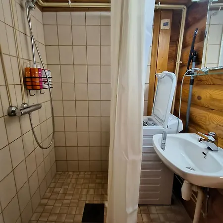 Alpstuga Vaehaereinari, Moekki Yllaeksellae *