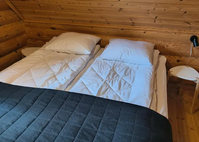 木屋 Vaehaereinari, Moekki Yllaeksellae