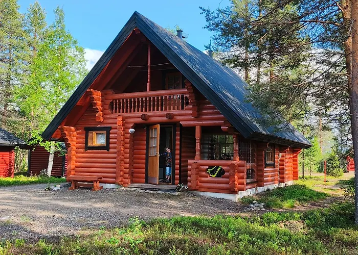 木屋 Vaehaereinari, Moekki Yllaeksellae Ylläsjärvi