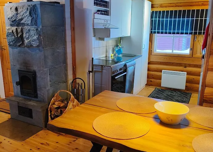 Vaehaereinari, Moekki Yllaeksellae 木屋 Ylläsjärvi